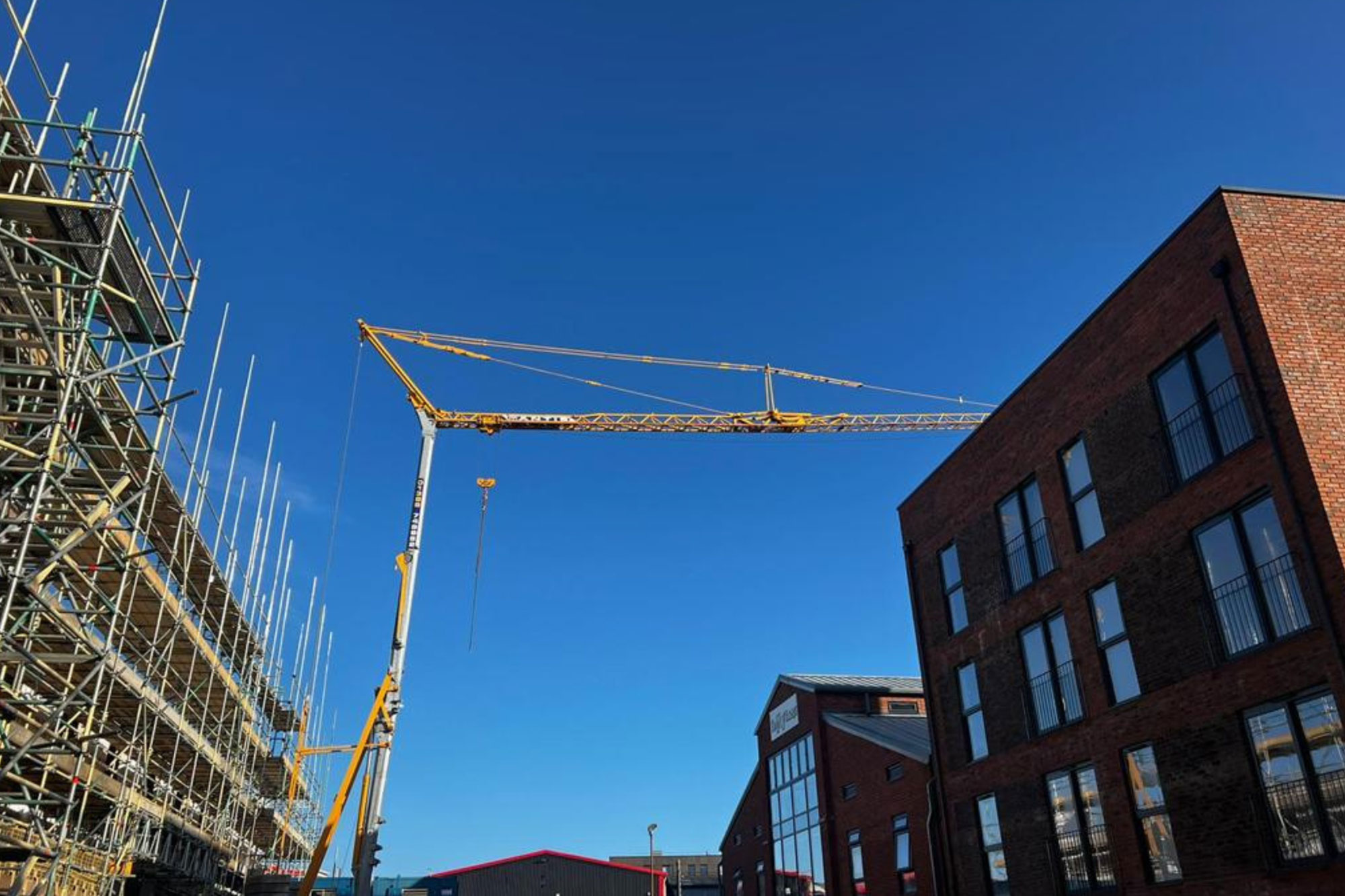 Potain IGO 50 self-erecting tower crane