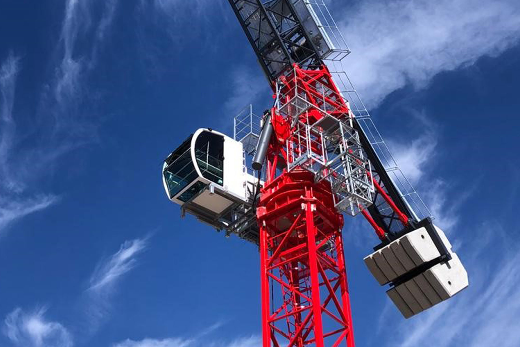 Saez SLH 110 luffing tower crane
